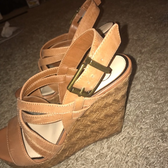 jessica simpson tan wedges